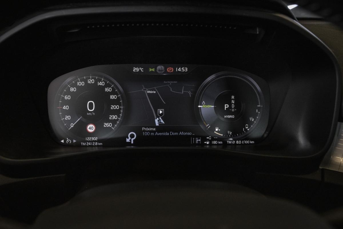 volvo-xc40-2020-hibrido-1477cc