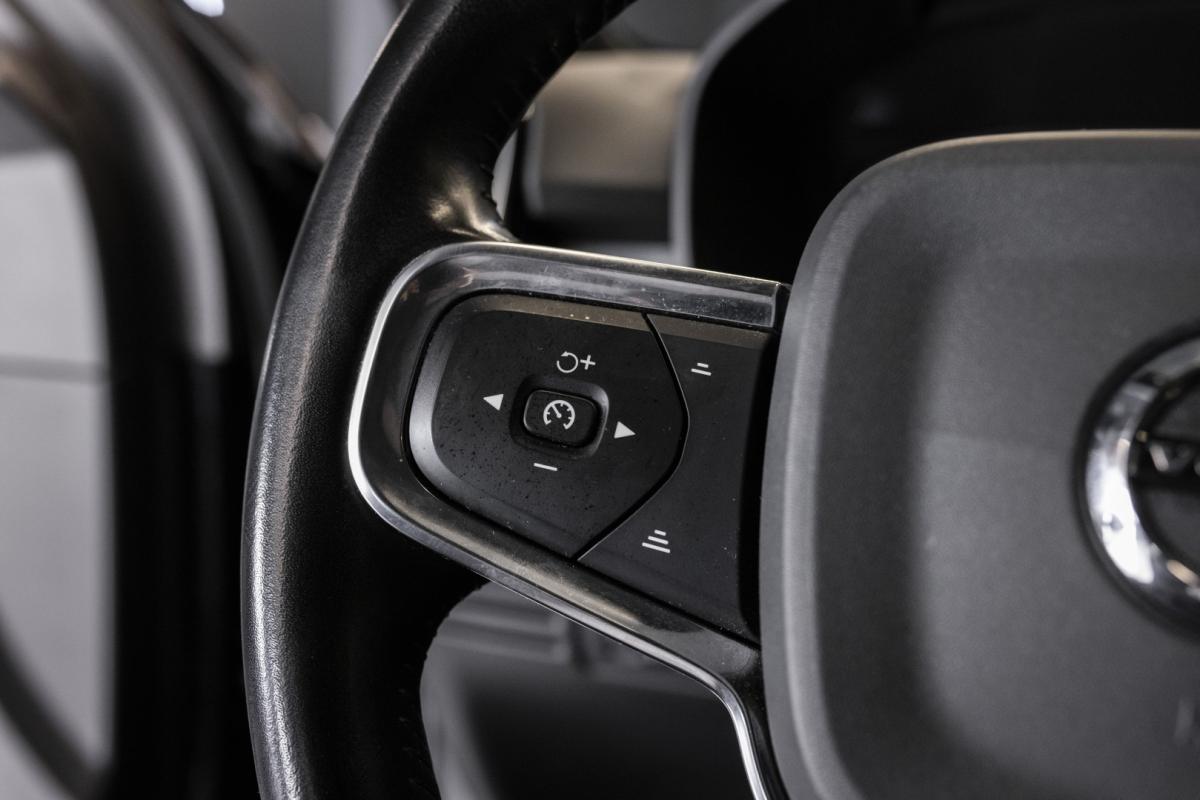 volvo-xc40-2020-hibrido-1477cc