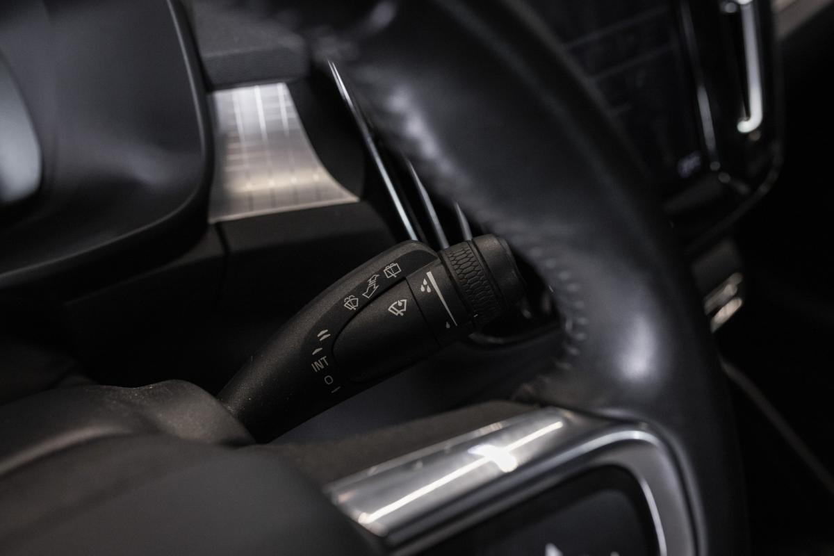 volvo-xc40-2020-hibrido-1477cc