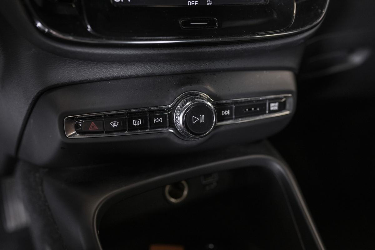 volvo-xc40-2020-hibrido-1477cc