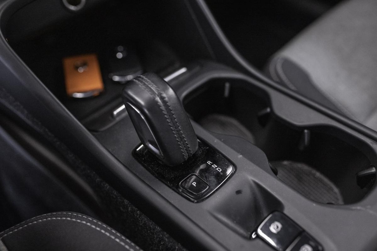 volvo-xc40-2020-hibrido-1477cc