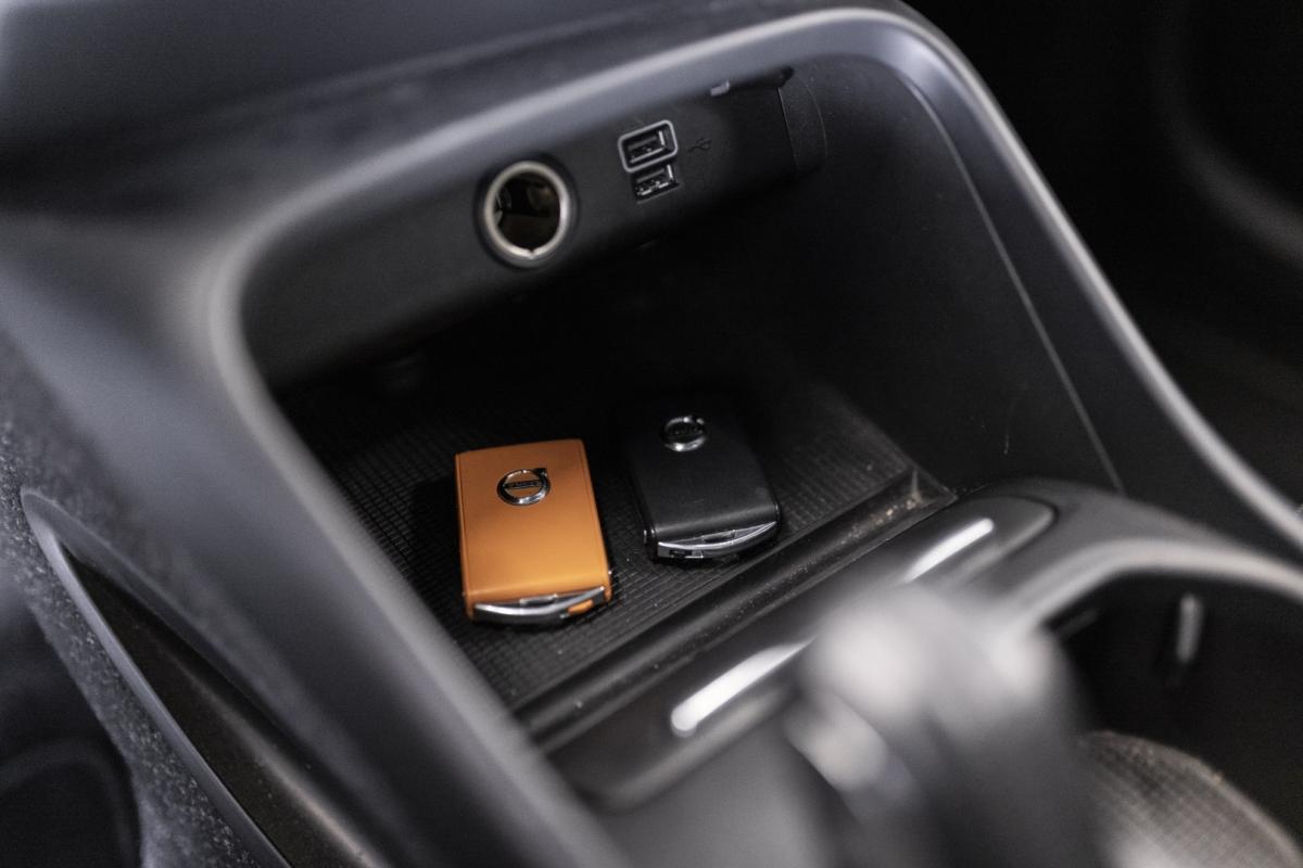 volvo-xc40-2020-hibrido-1477cc