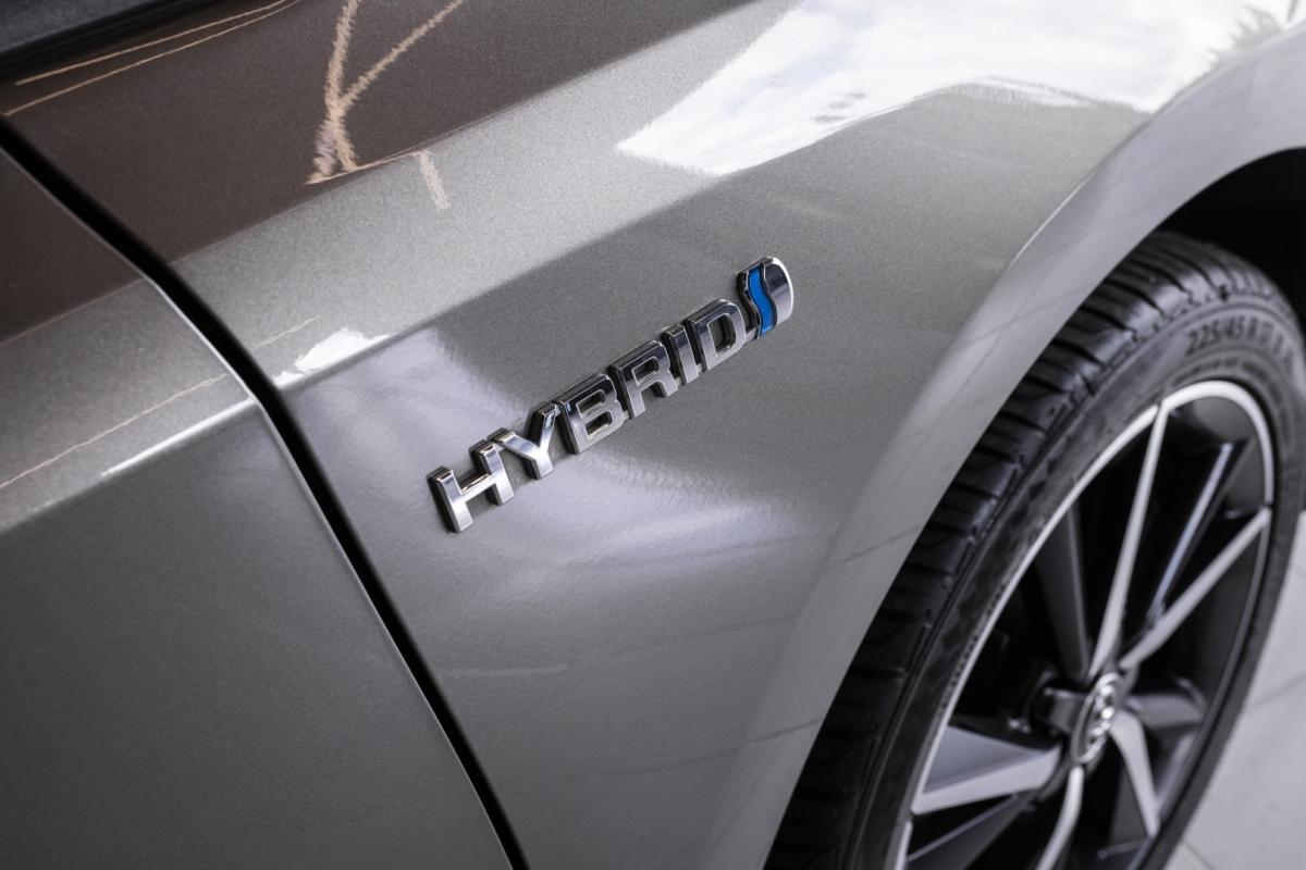 toyota-auris-touring-sports-2019-hibrido-1798cc
