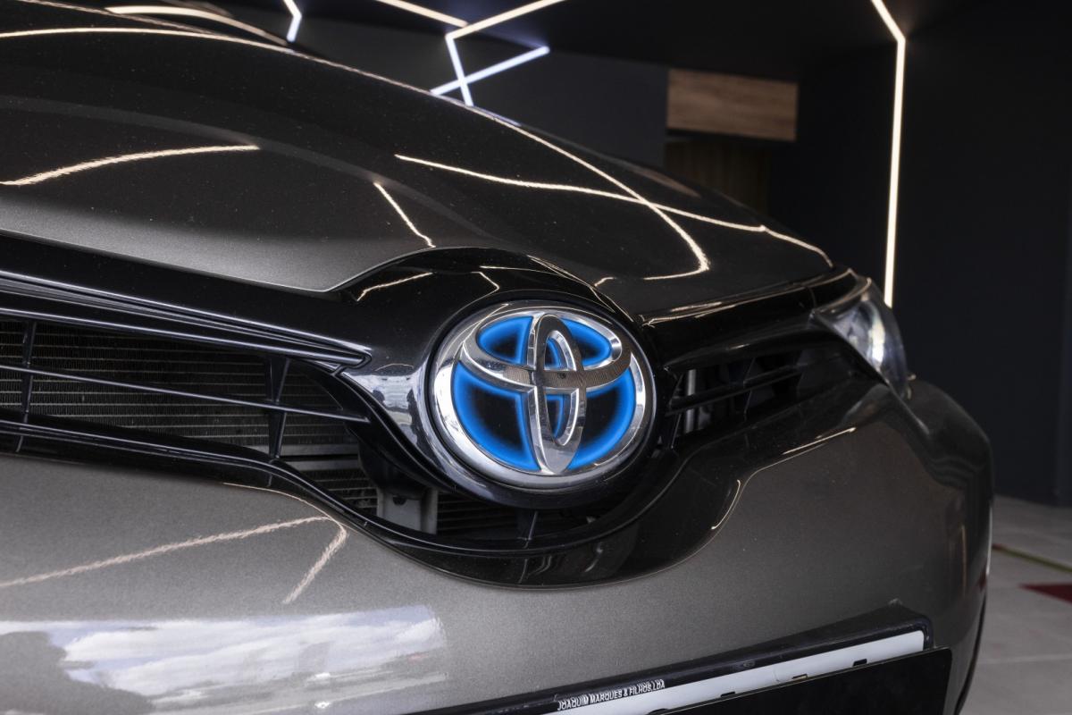 toyota-auris-touring-sports-2019-hibrido-1798cc