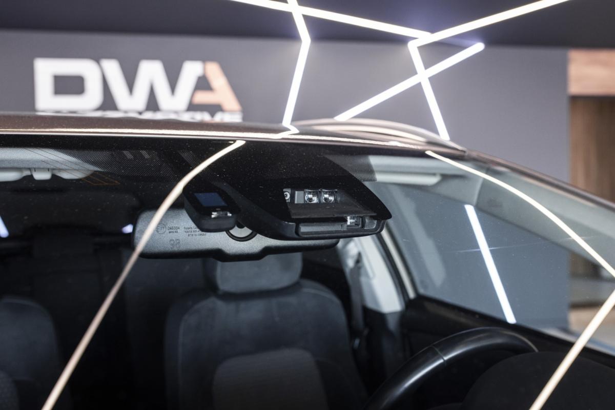 toyota-auris-touring-sports-2019-hibrido-1798cc