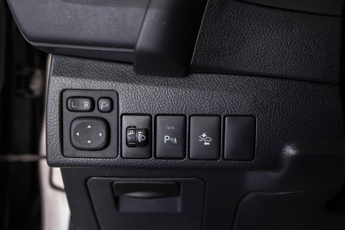 toyota-auris-touring-sports-2019-hibrido-1798cc