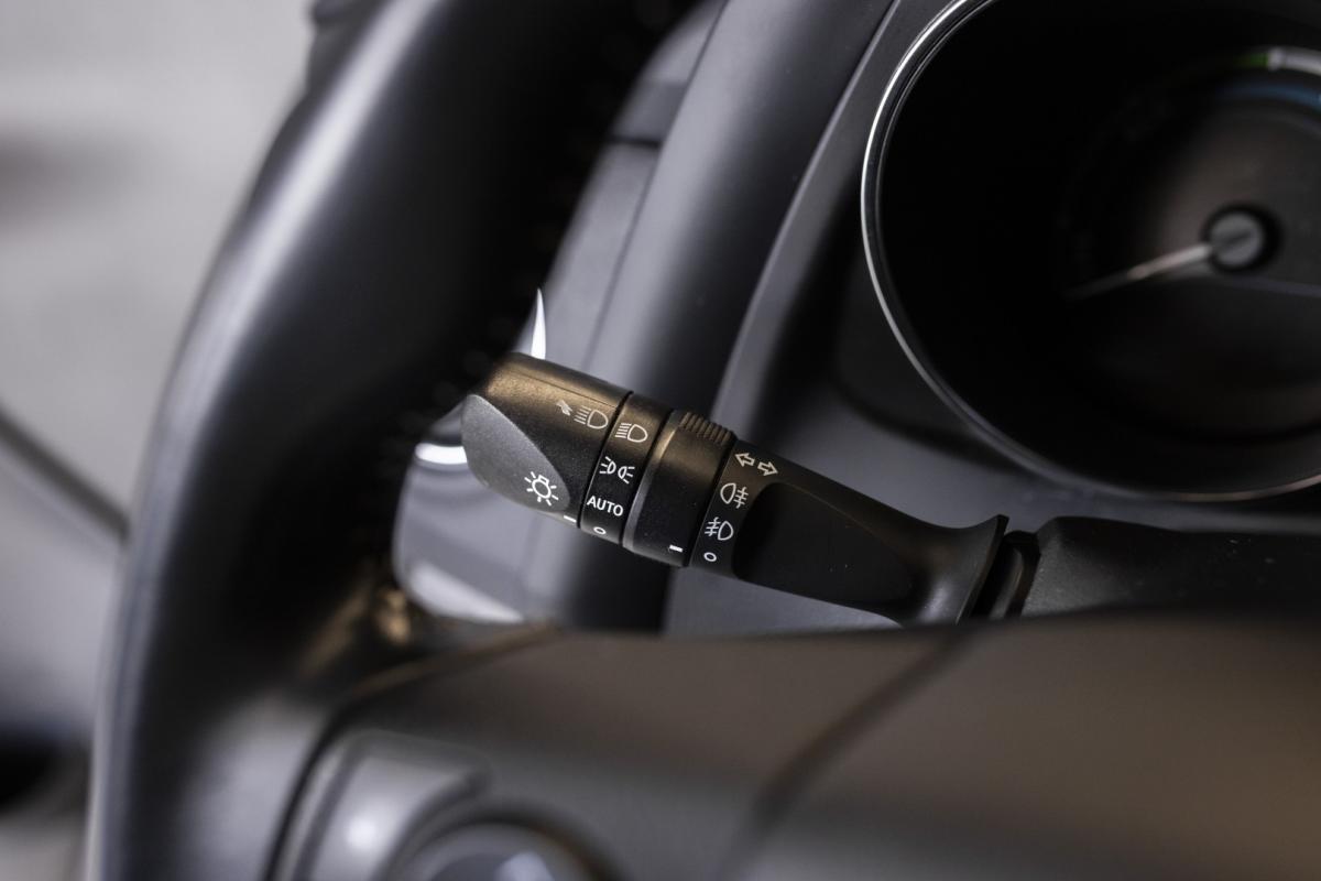 toyota-auris-touring-sports-2019-hibrido-1798cc
