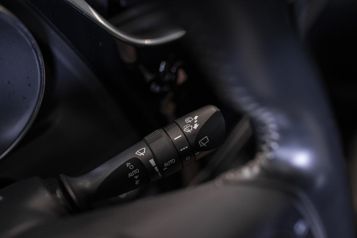 toyota-auris-touring-sports-2019-hibrido-1798cc