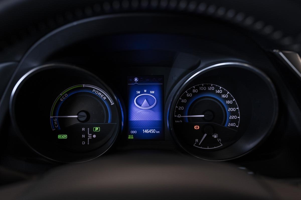 toyota-auris-touring-sports-2019-hibrido-1798cc