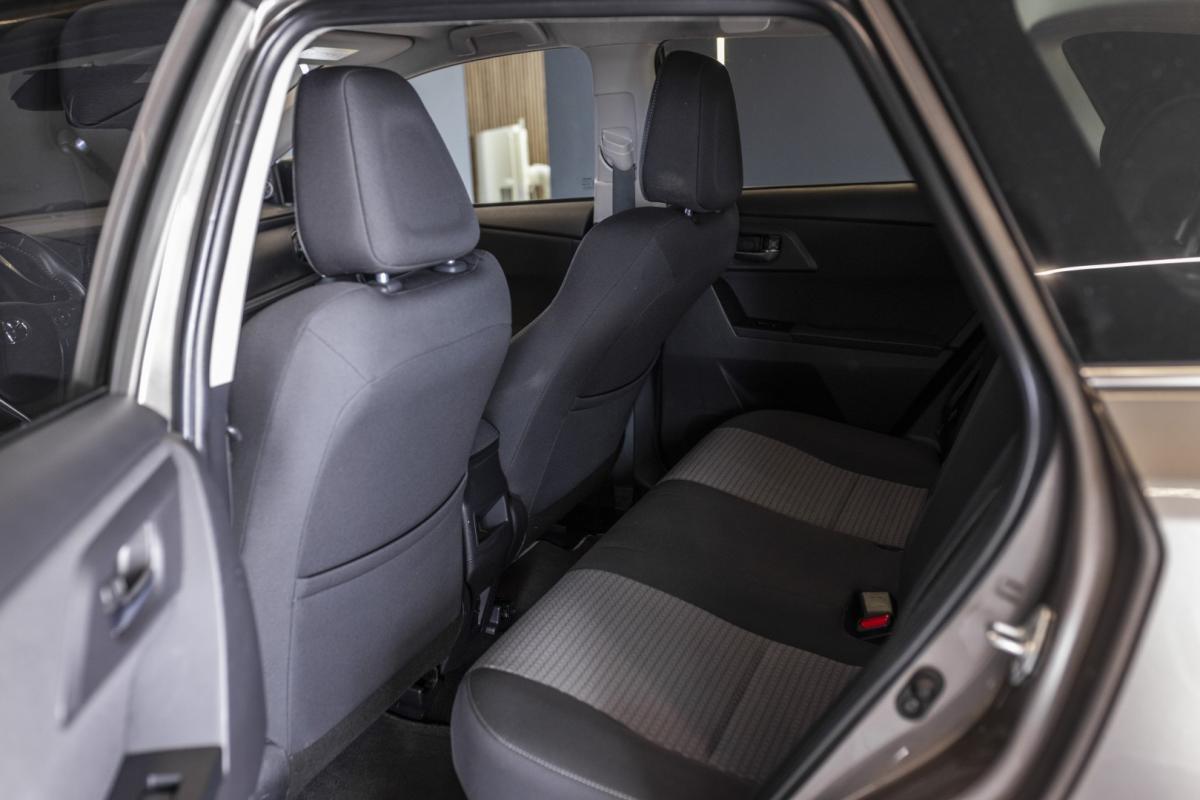 toyota-auris-touring-sports-2019-hibrido-1798cc