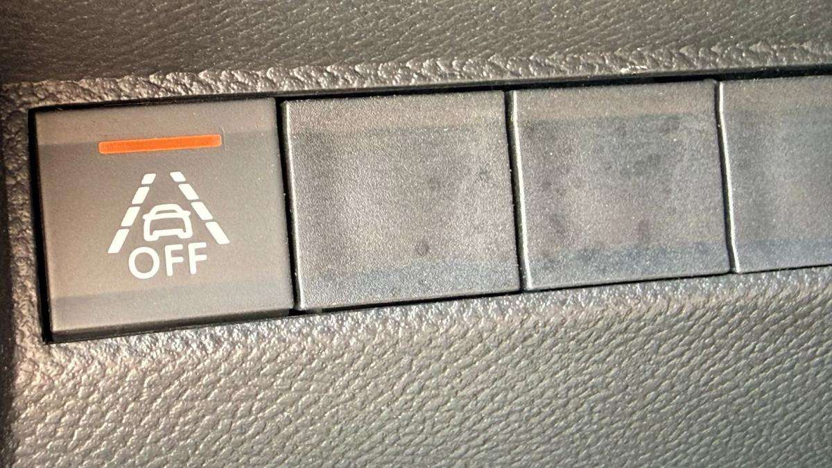 peugeot-2008-2021-gasolina-1199cc