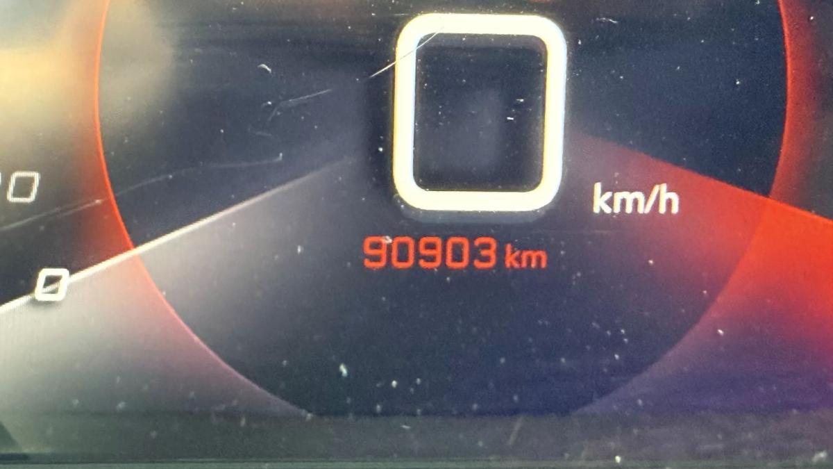 peugeot-2008-2021-gasolina-1199cc