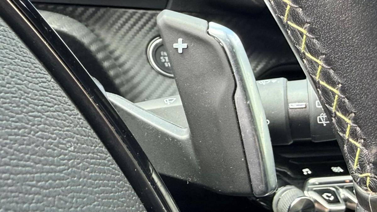 peugeot-2008-2021-gasolina-1199cc