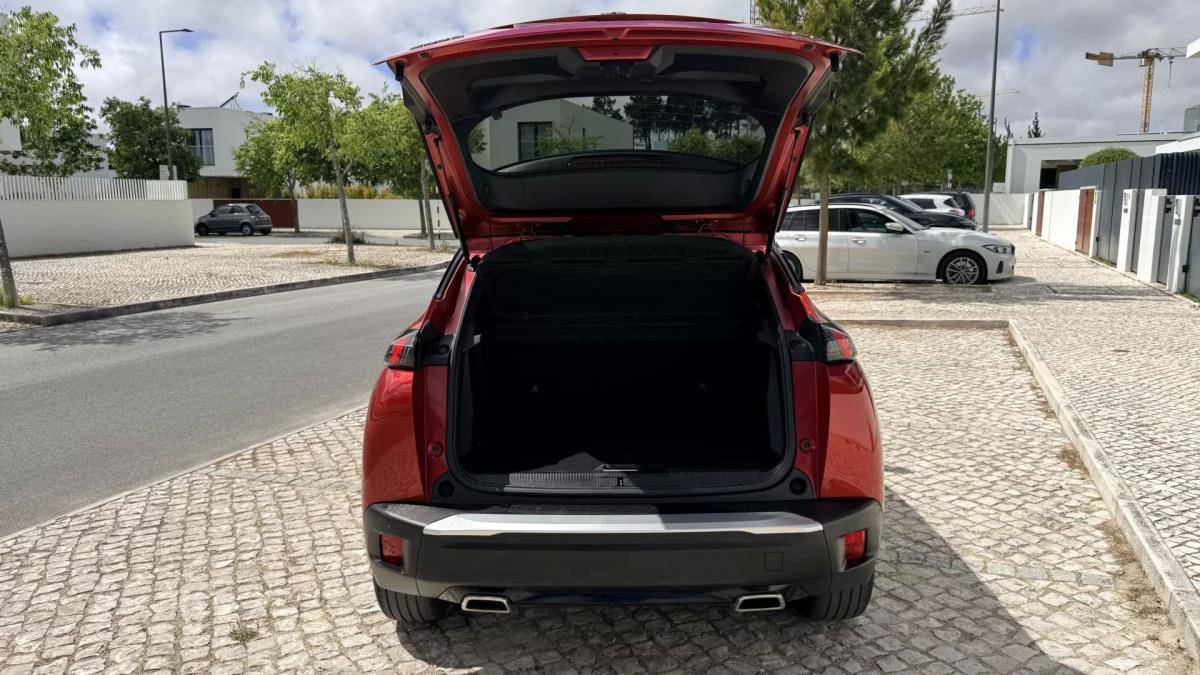 peugeot-2008-2021-gasolina-1199cc