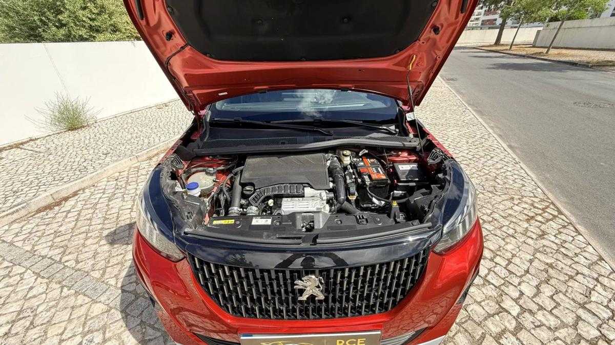 peugeot-2008-2021-gasolina-1199cc