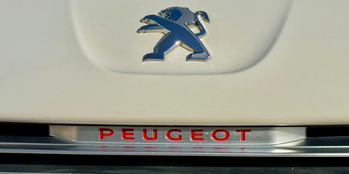 peugeot-rcz-2015-gasolina-1598cc
