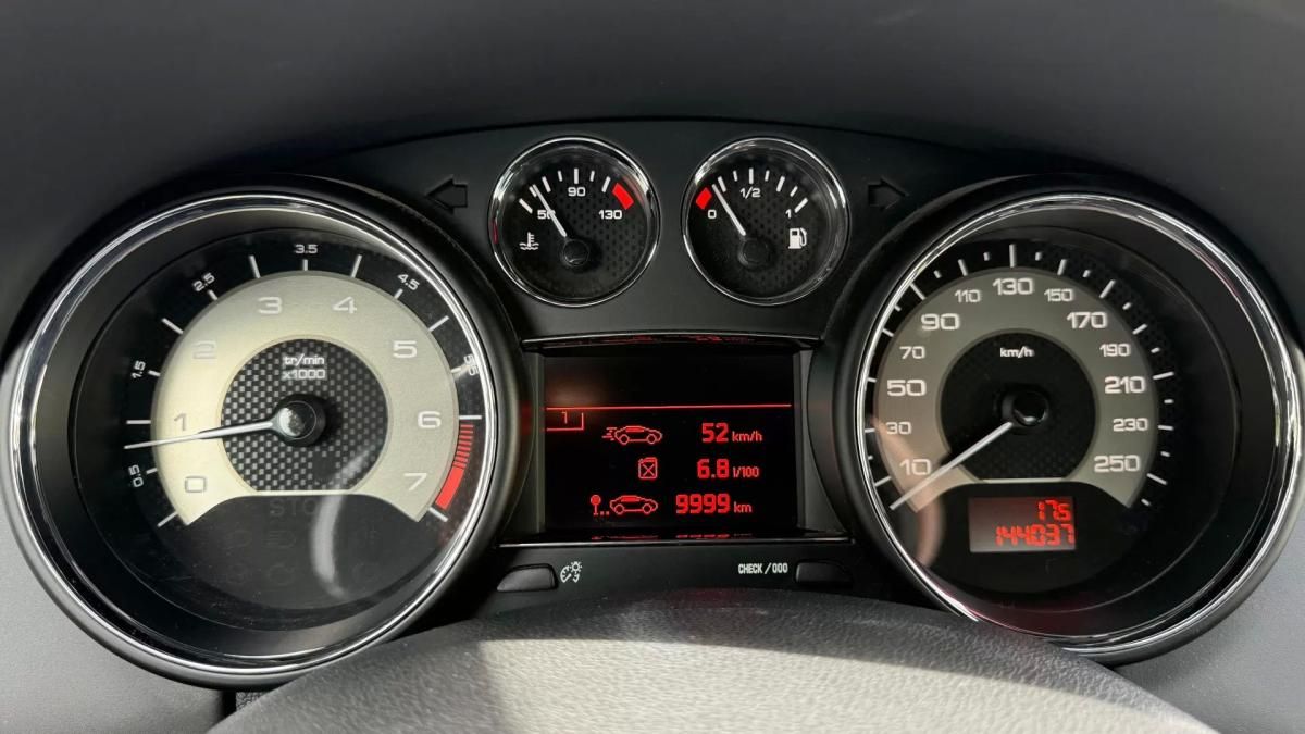 peugeot-rcz-2015-gasolina-1598cc