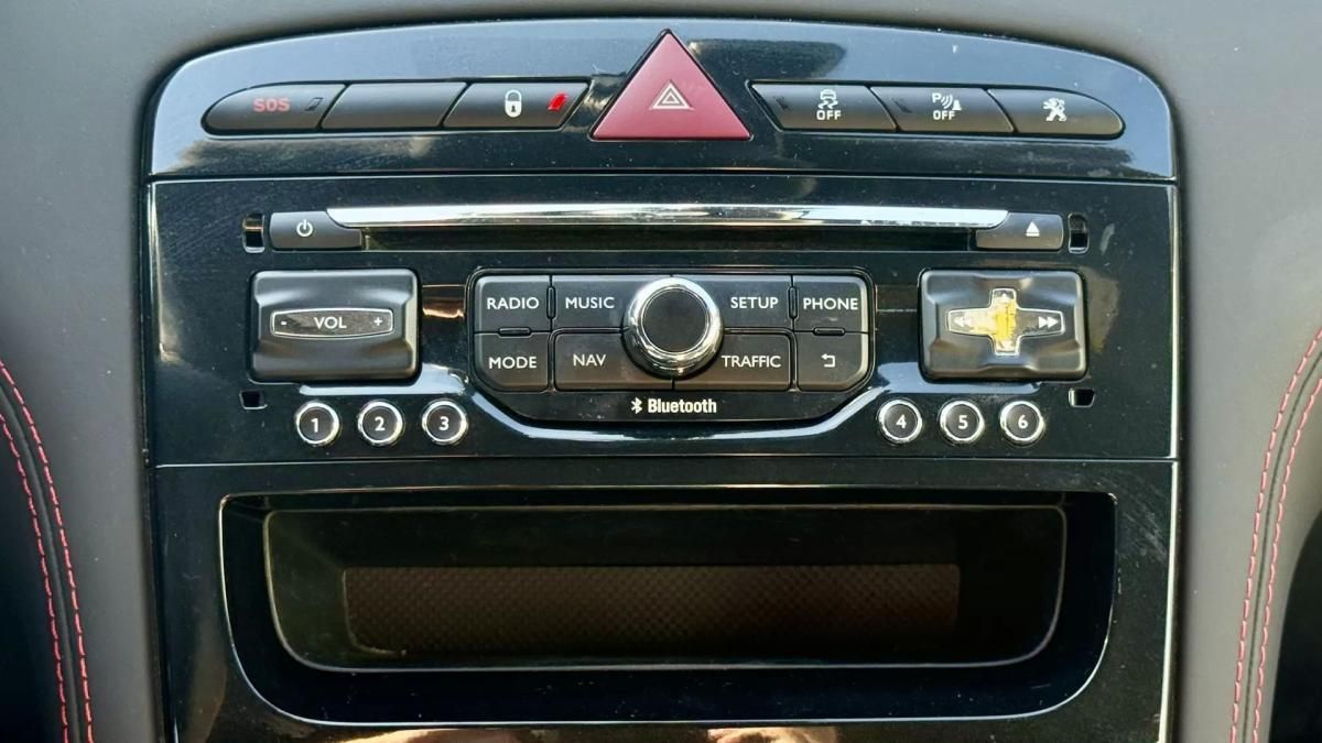 peugeot-rcz-2015-gasolina-1598cc