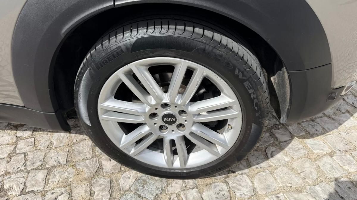 mini-countryman-2019-hibrido-1499cc