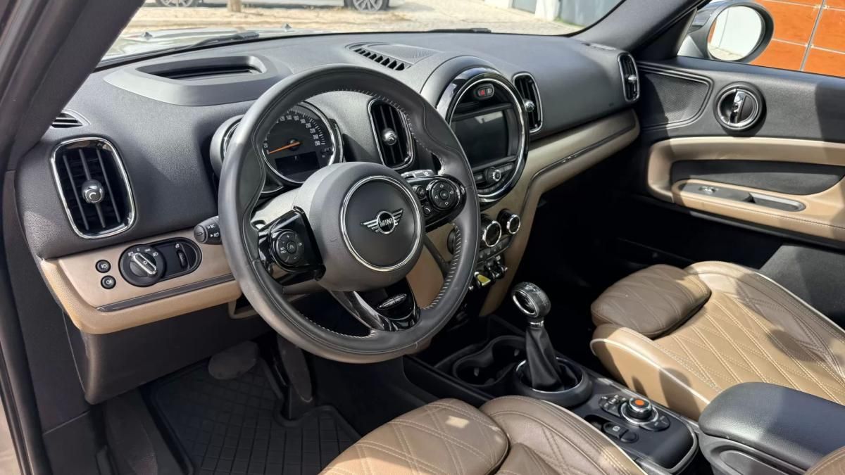 mini-countryman-2019-hibrido-1499cc
