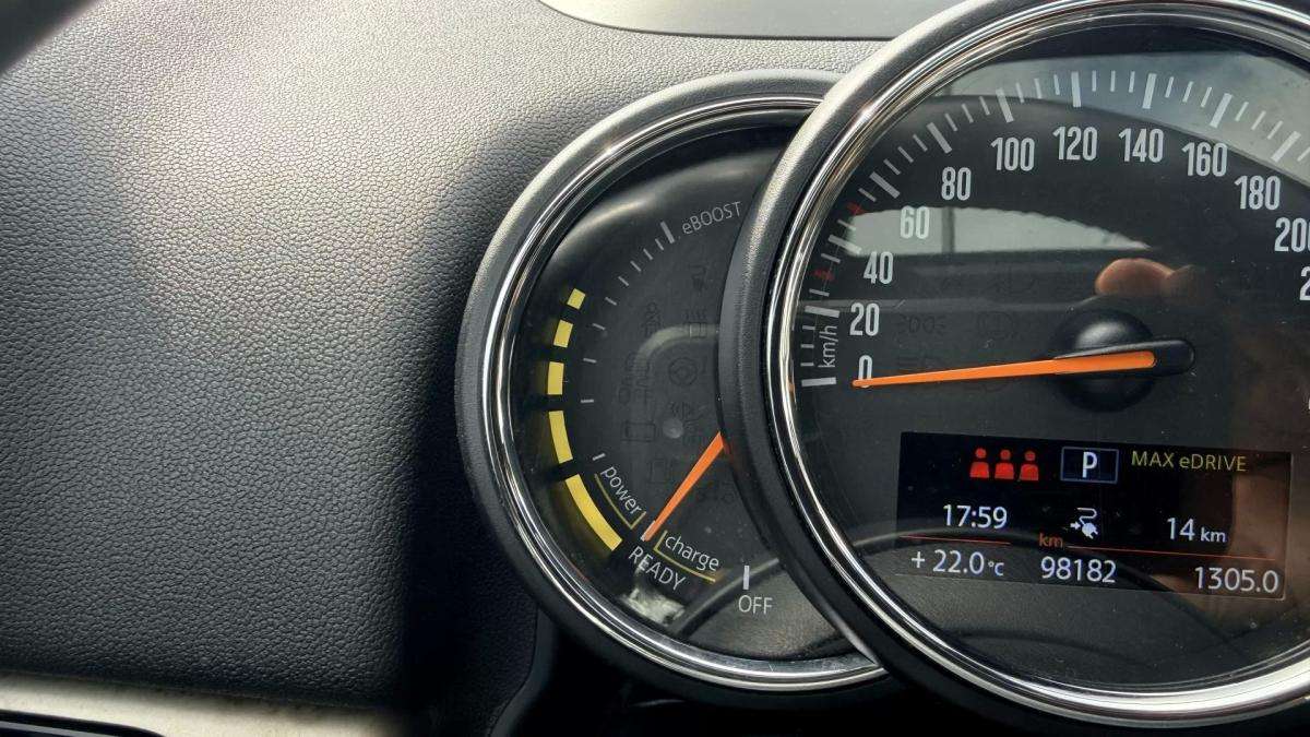 mini-countryman-2019-hibrido-1499cc