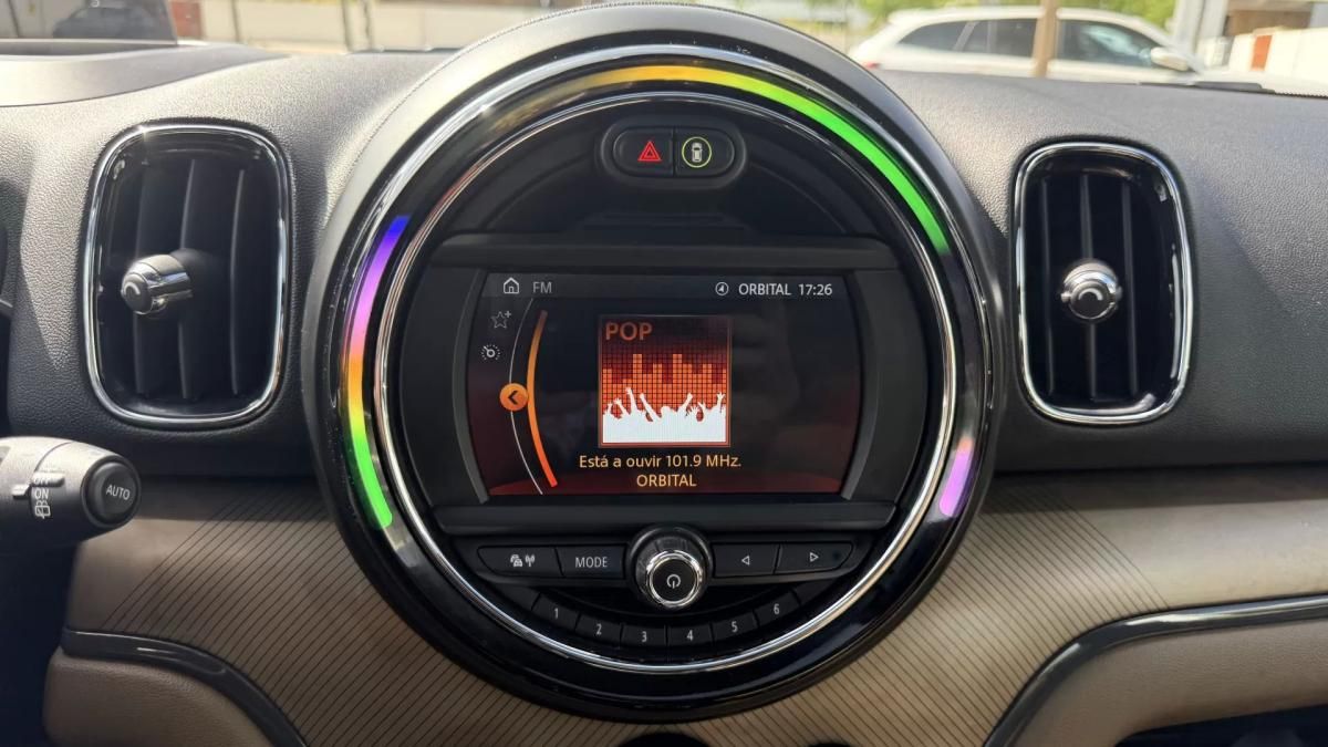 mini-countryman-2019-hibrido-1499cc