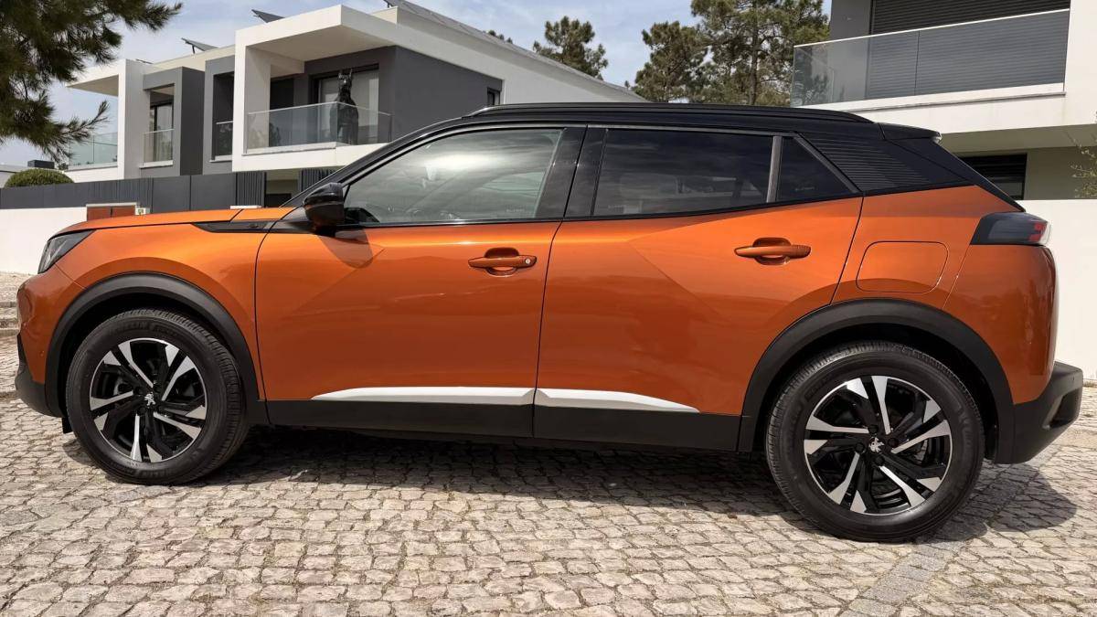 peugeot-e-2008-2020-eletrico-200cc