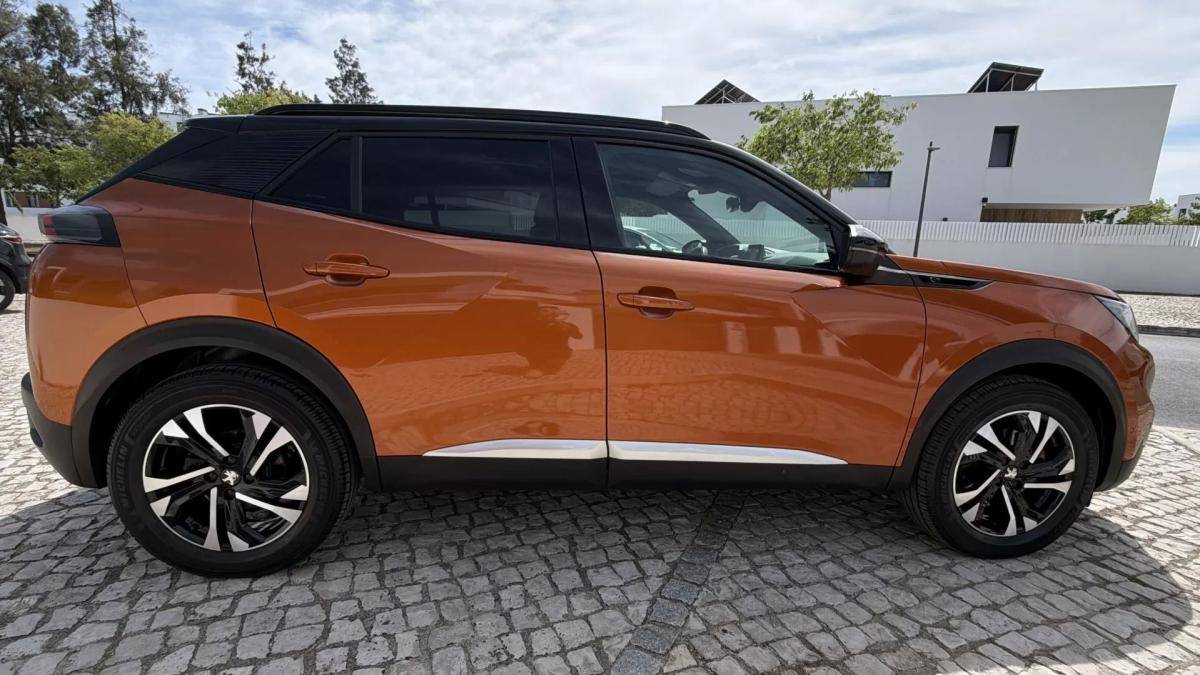peugeot-e-2008-2020-eletrico-200cc