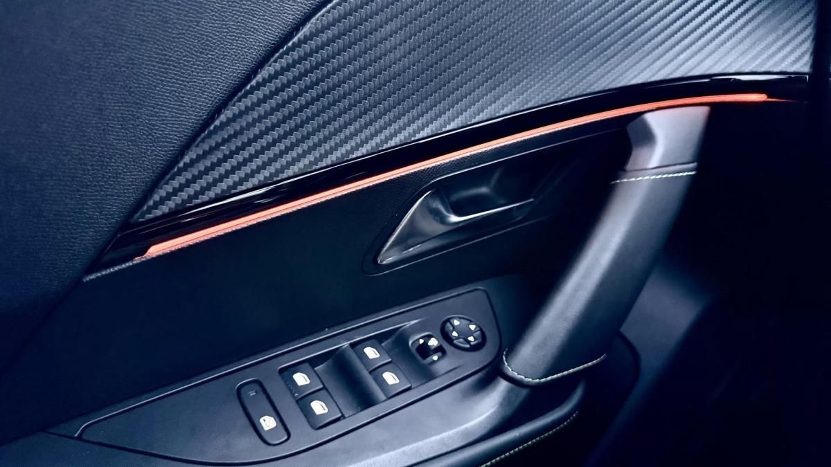 peugeot-e-2008-2020-eletrico-200cc