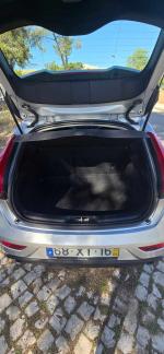volvo-v40-d3-2-0-2019-diesel-1969cc