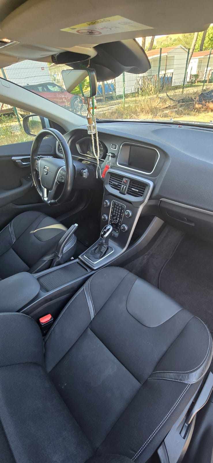 volvo-v40-d3-2-0-2019-diesel-1969cc