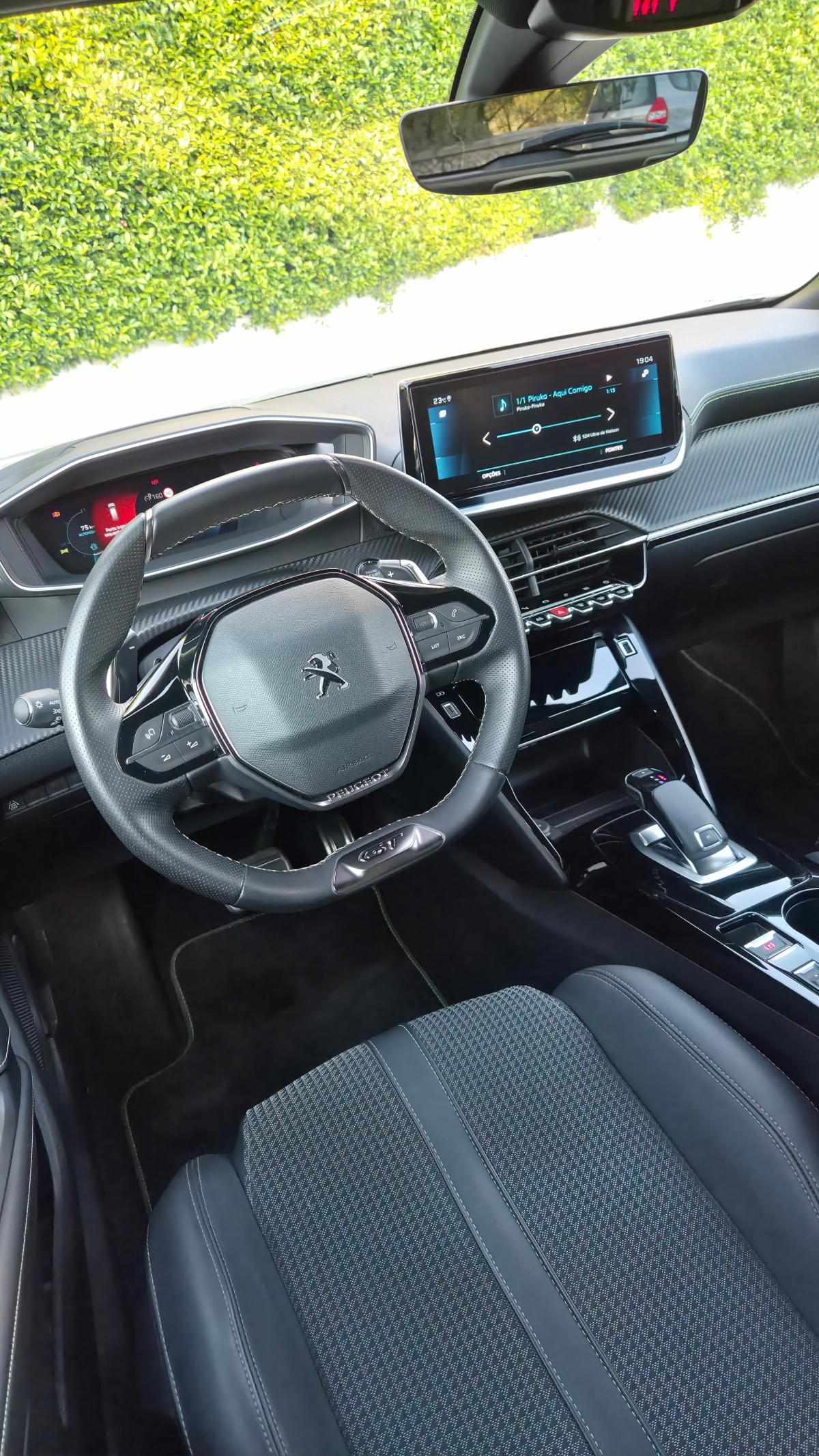 peugeot-2008-2021-gasolina-1199cc