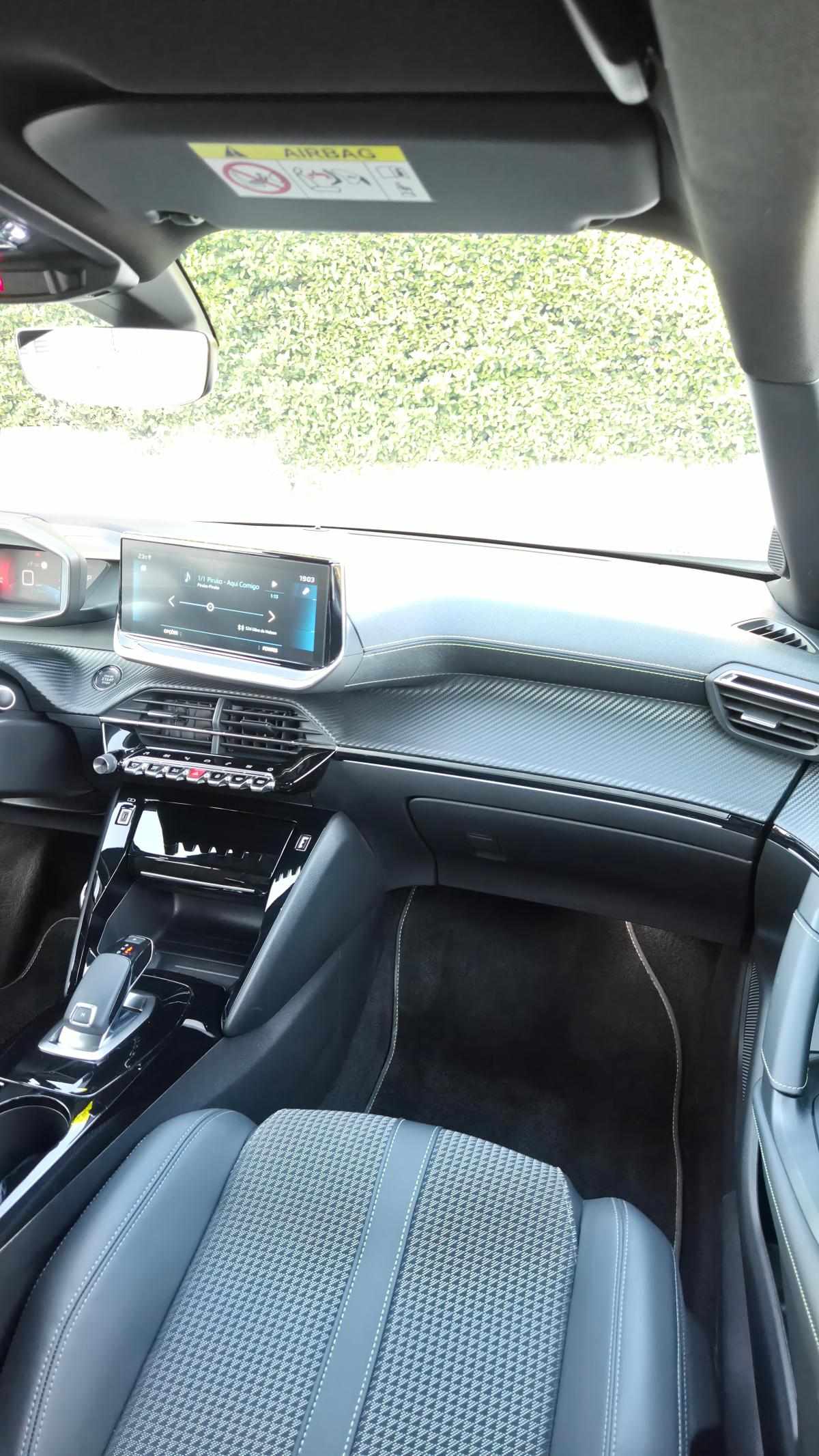 peugeot-2008-2021-gasolina-1199cc