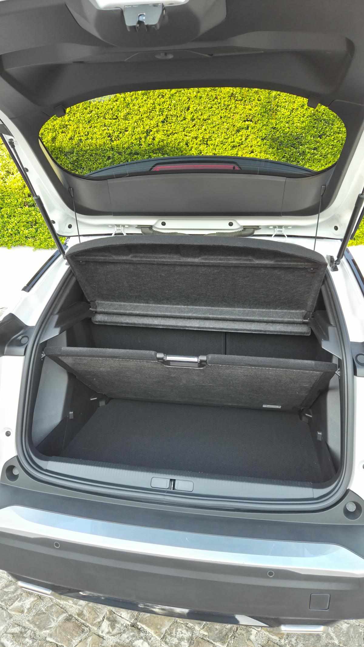 peugeot-2008-2021-gasolina-1199cc