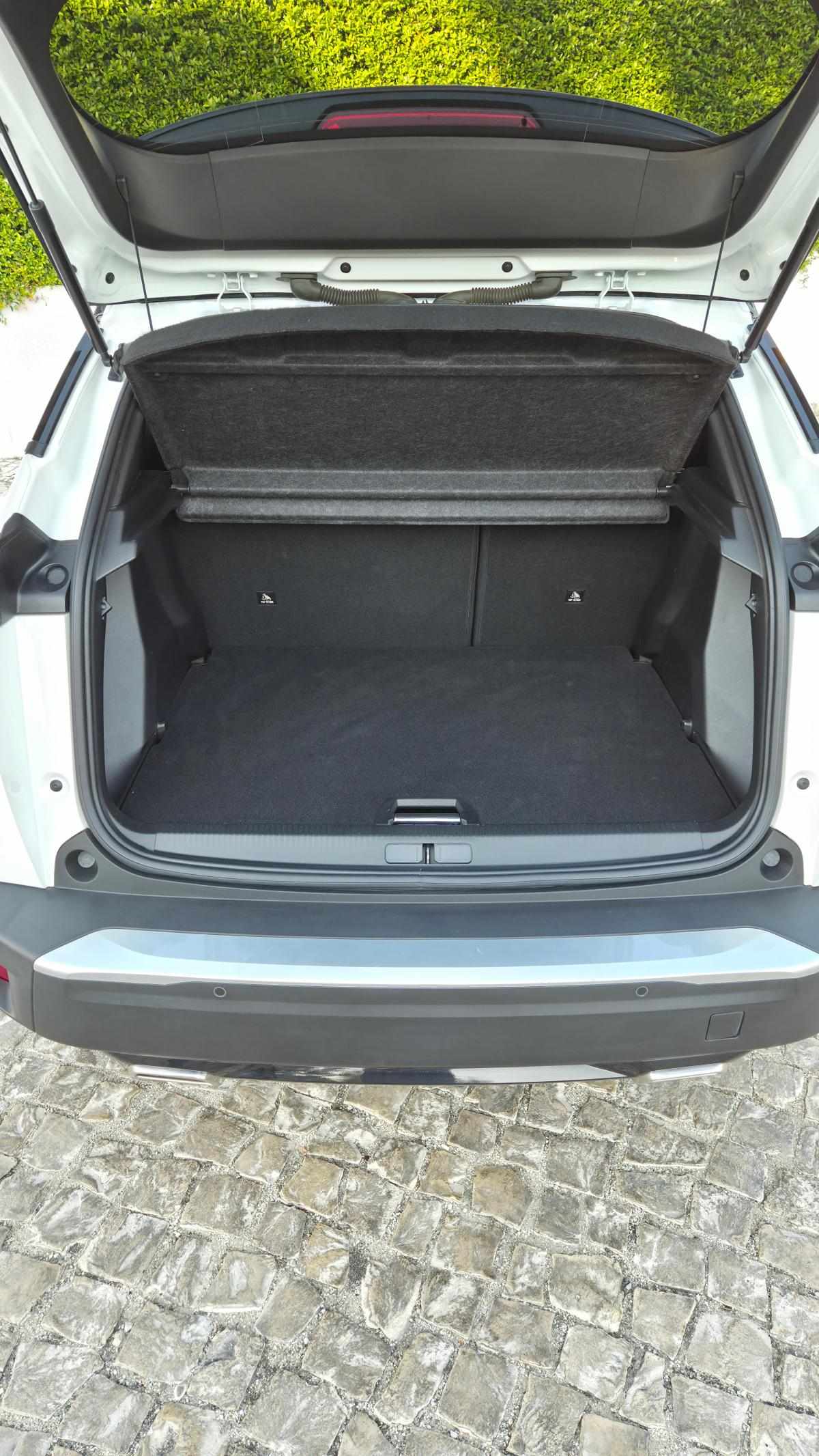 peugeot-2008-2021-gasolina-1199cc