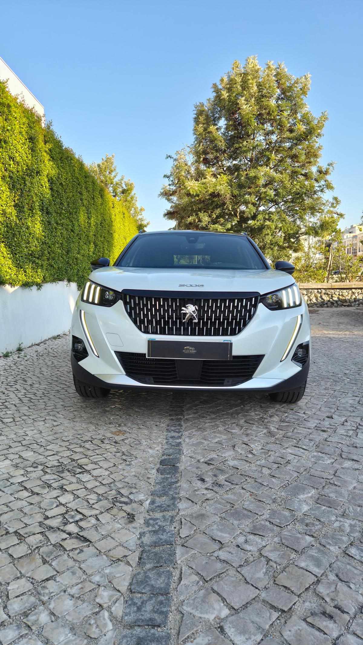 peugeot-2008-2021-gasolina-1199cc