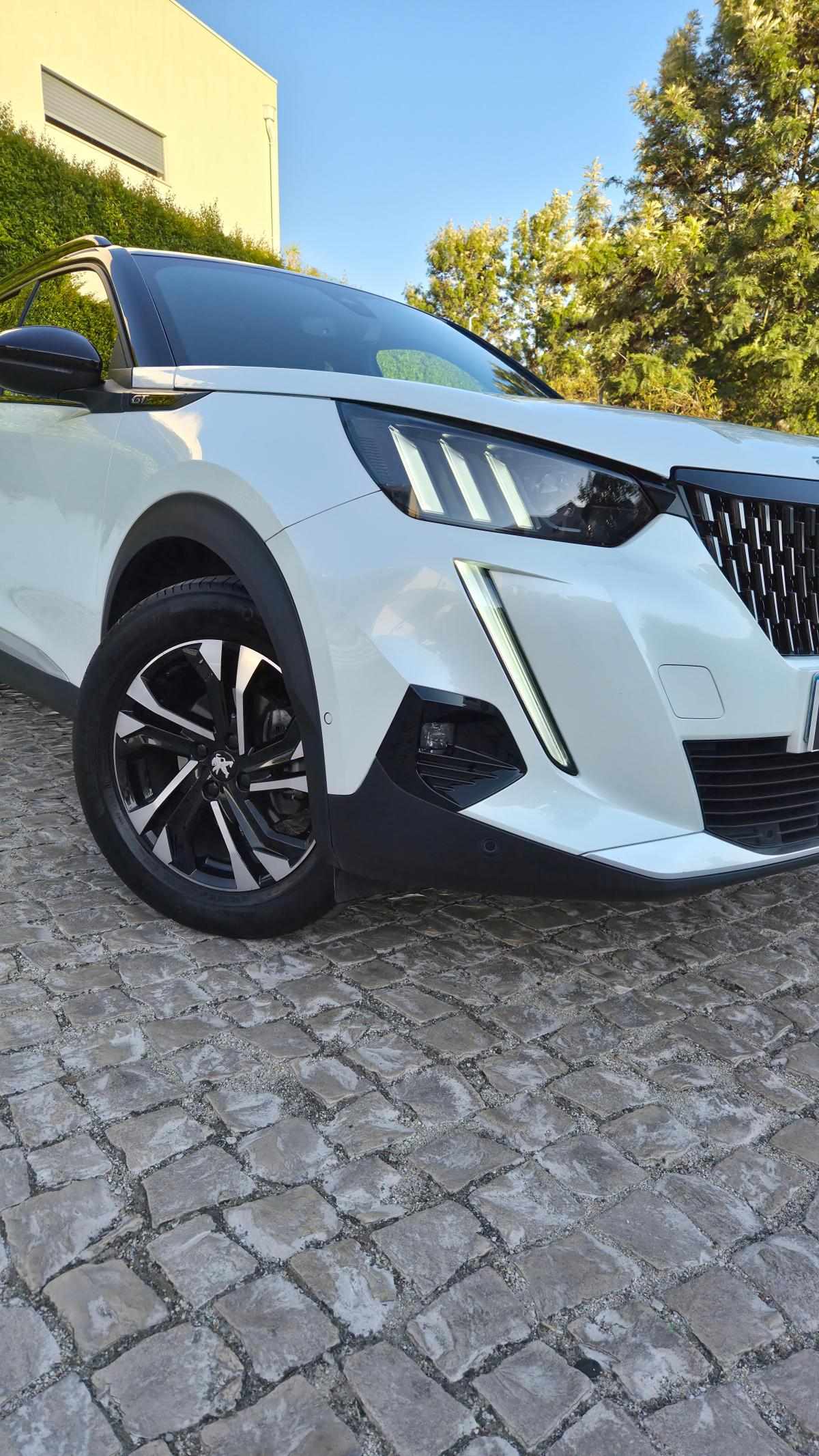 peugeot-2008-2021-gasolina-1199cc