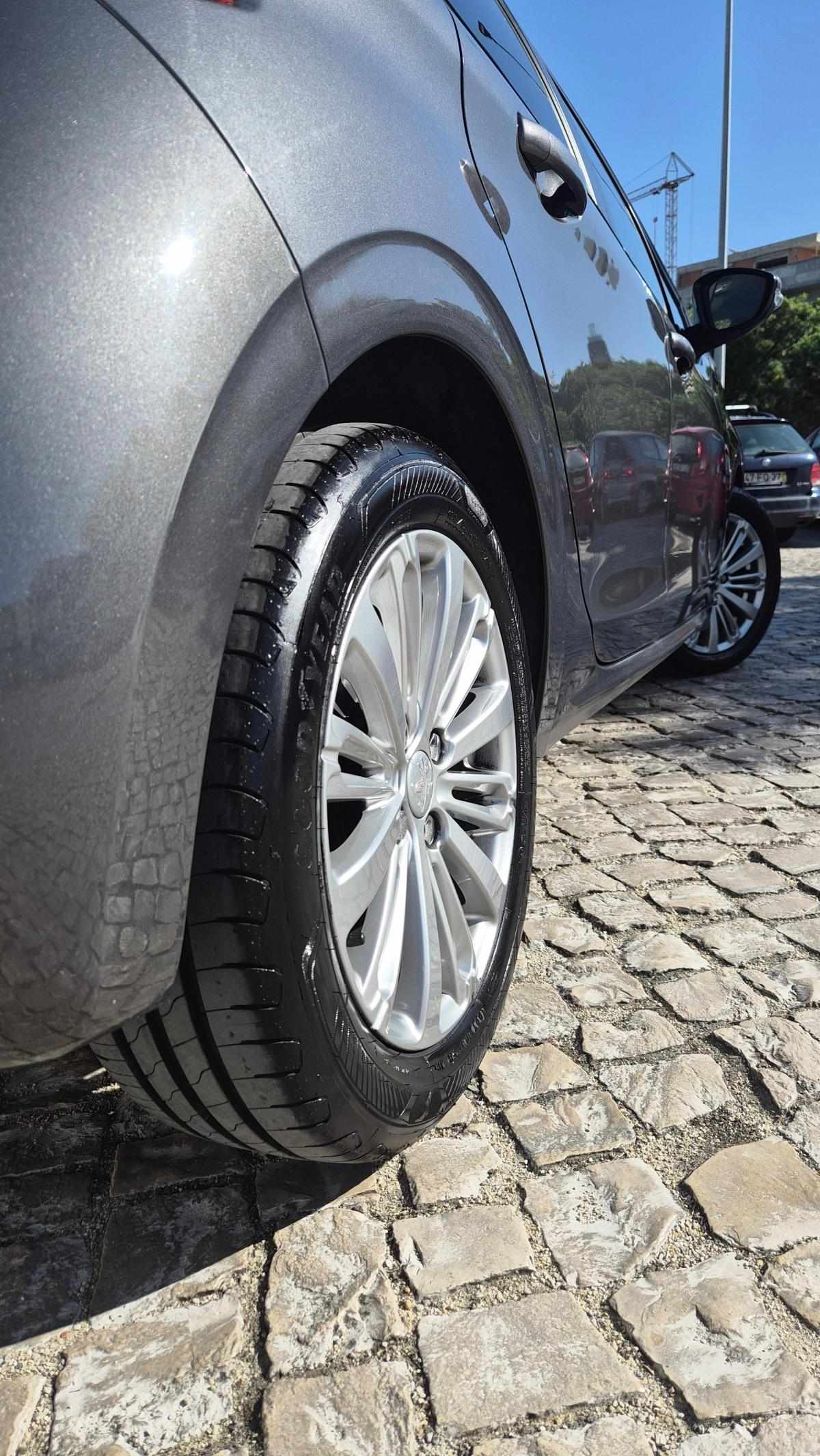 peugeot-208-1-2-vti-2019-gasolina-1199cc