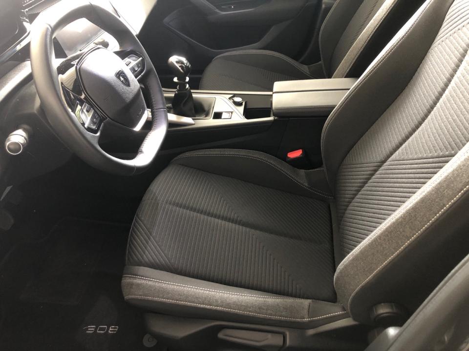 peugeot-308-sw-2023-gasolina-1199cc