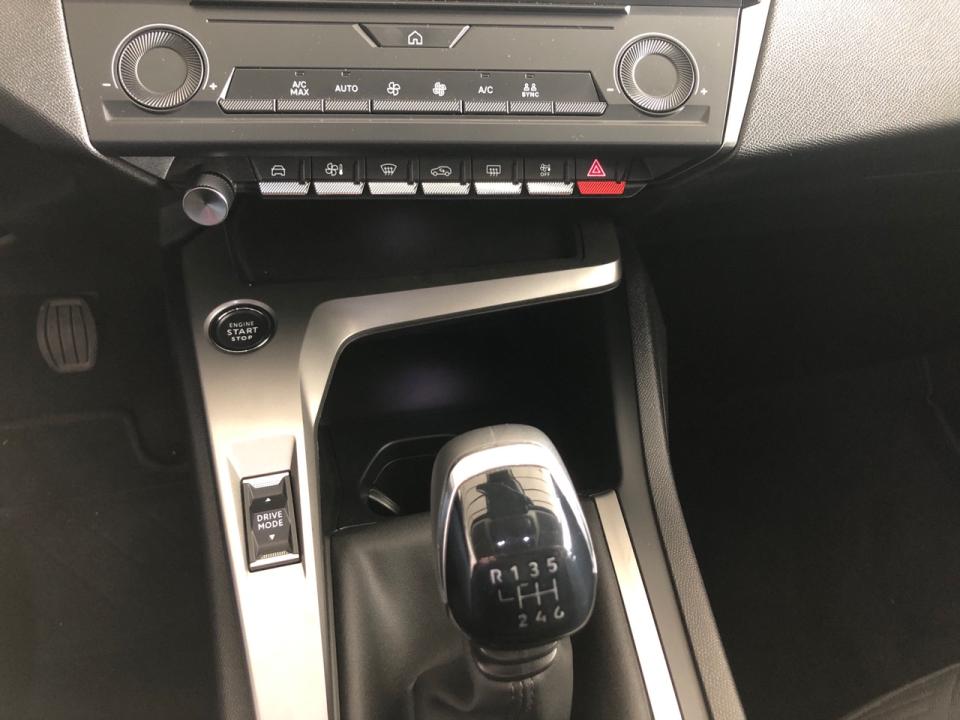 peugeot-308-sw-2023-gasolina-1199cc