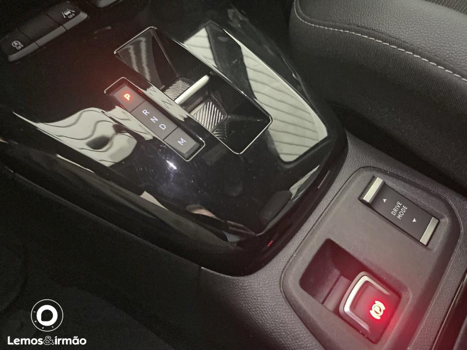 opel-corsa-2025-gasolina-1199cc
