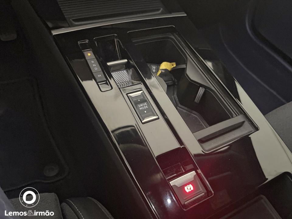 opel-astra-2025-gasolina-1199cc