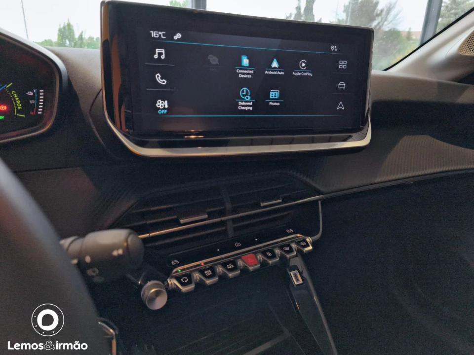 peugeot-208-2025-eletrico-0cc