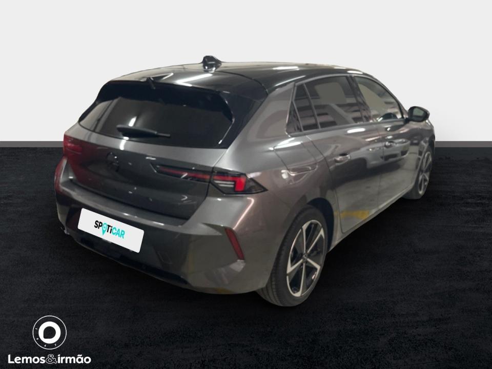 opel-astra-2024-gasolina-1199cc