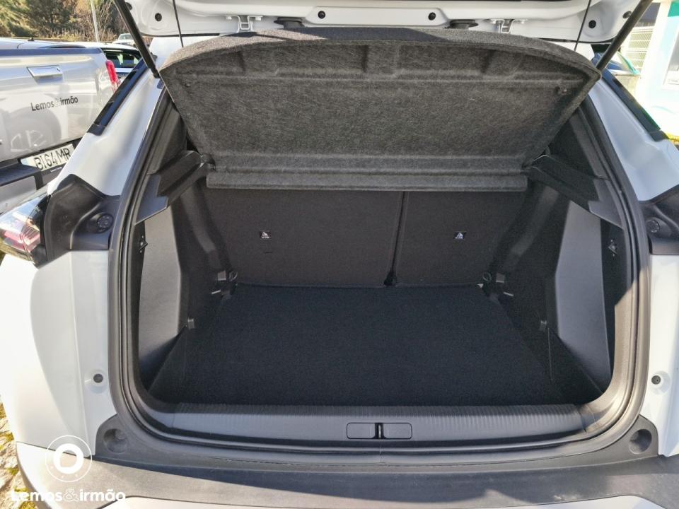 peugeot-2008-2025-eletrico-0cc