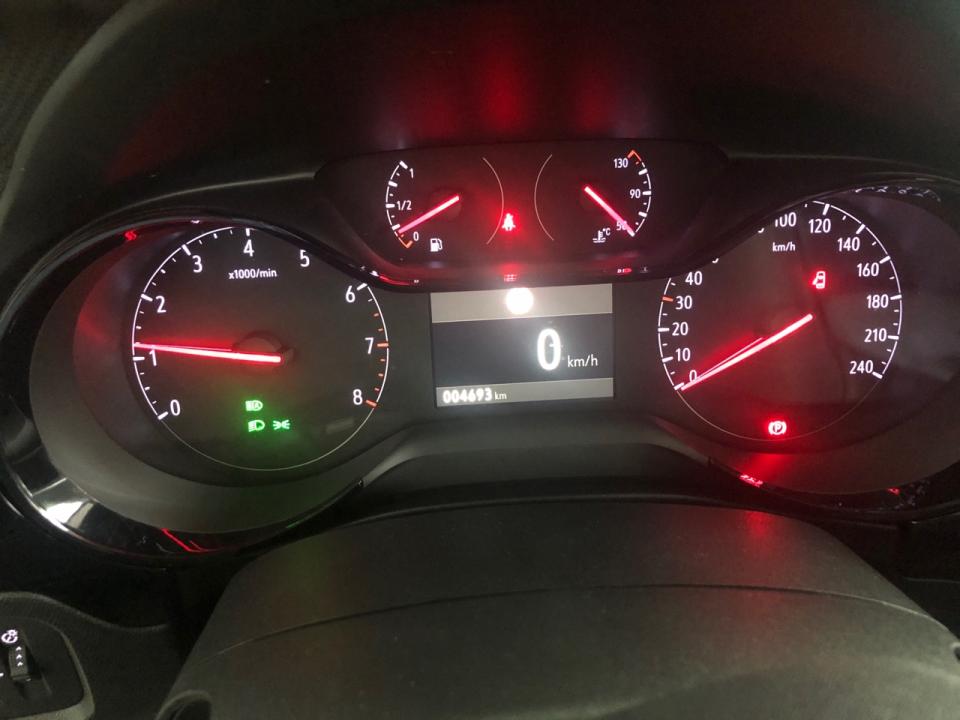 opel-corsa-2023-gasolina-1199cc