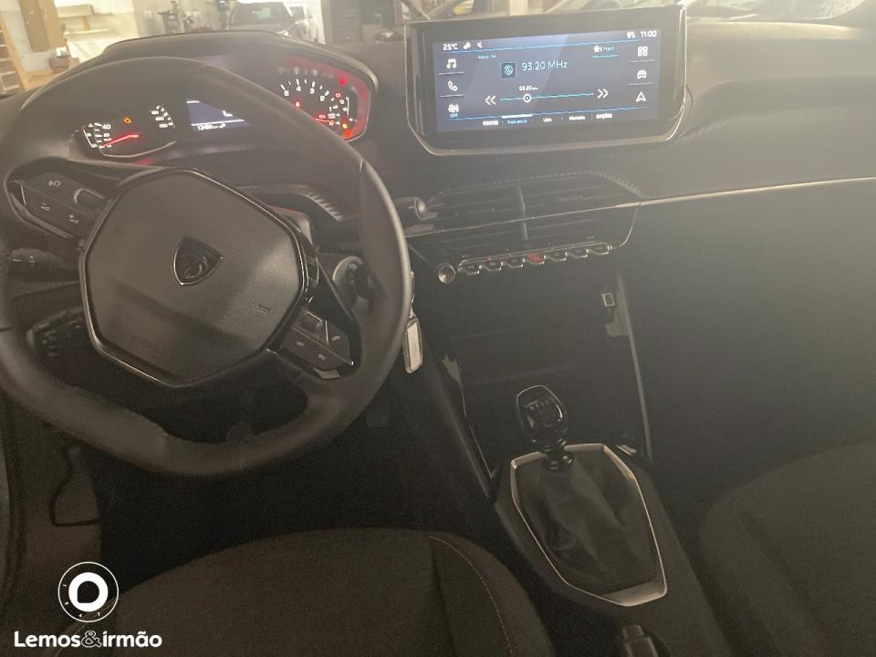 peugeot-2008-2025-gasolina-1199cc