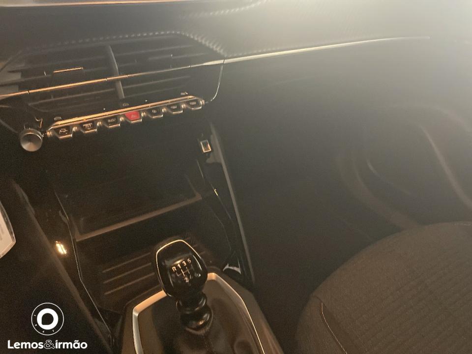 peugeot-2008-2025-gasolina-1199cc