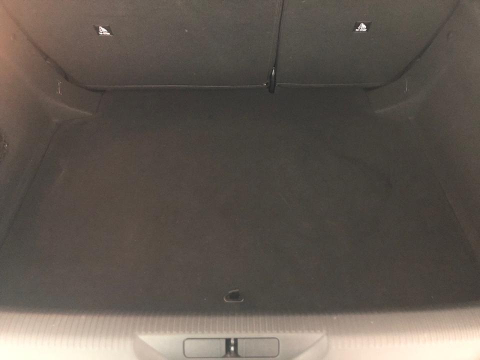 peugeot-308-2023-gasolina-1199cc