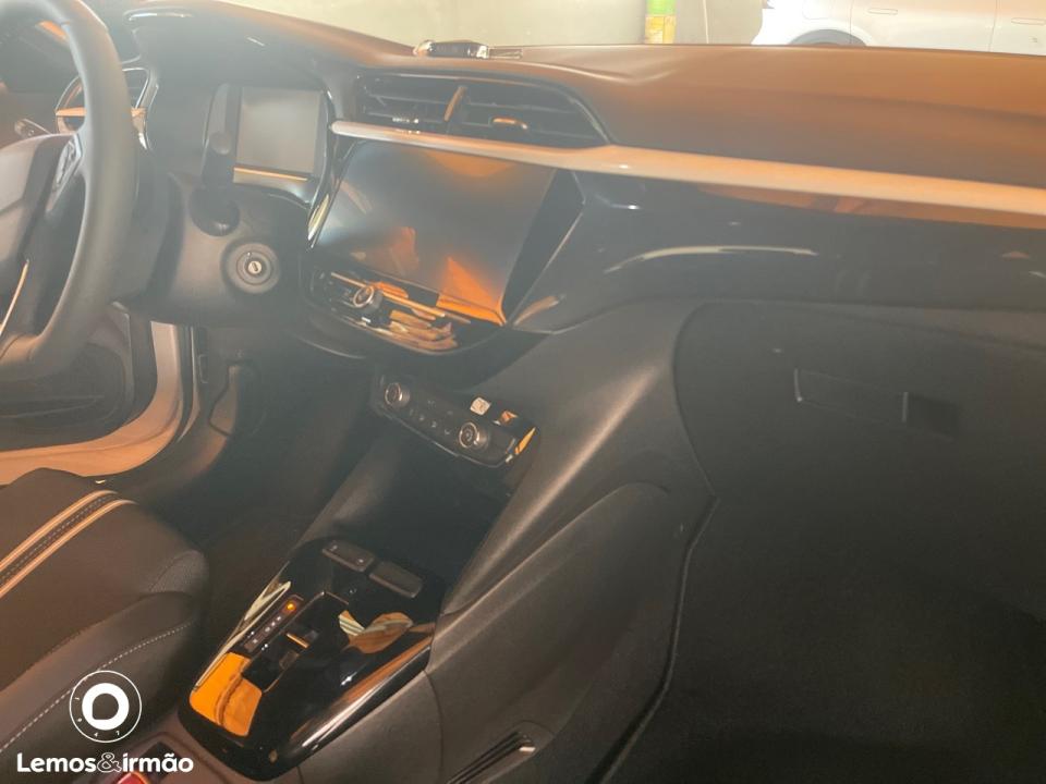 opel-corsa-2025-gasolina-1199cc